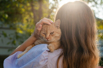 Young woman with the cat