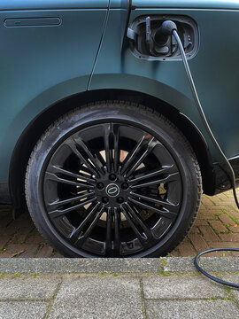 electric car loading