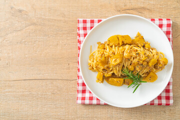 pumpkin spaghetti pasta alfredo sauce