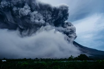 Türaufkleber smoke in the volcano © Anh