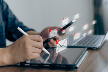 Email alert alarm, Email notification for spam mail and inbox message alert, business e-mail...