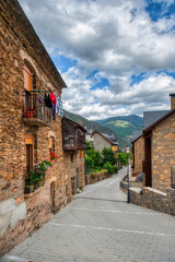 Valencia d'Àneu belongs to the municipality of Alt Àneu (Lleida), Catalonia, Spain