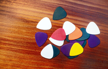 Verschiedene Plektren