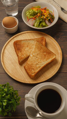 コーヒー・トースト・ゆで玉子・サラダのモーニングセット　イメージ