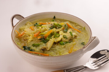 Chicken Sotanghon is Filipino Glass Noodles Soup.