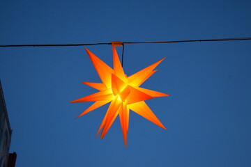 bright star shaped Christmas lights