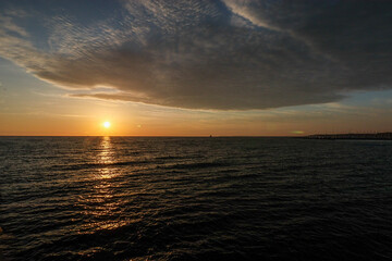 Obraz premium sunset over the sea