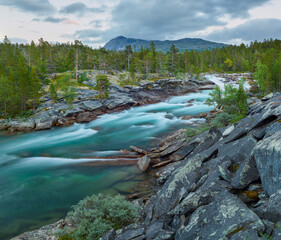 Fluss Saltelva, Saltfjellet-Svartisen, Nordland, Norwegen