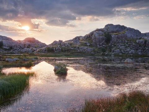 K&uuml;stenlandschaft, Eigeroya, Agder,  Norwegen