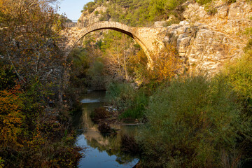 Clandras the bridge was built on the Banaz Stream approximately 2500 years ago.