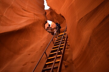 Lower Antelope Canyon © Alex