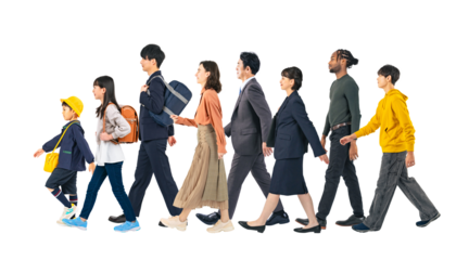 歩く様々な世代や国籍の人々　手作業で精密に切り抜いた背景透過全身写真PNG（1人ずつのPNG画像も販売しております。作成者リンクから「PNG」で検索してください）