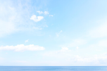 Fototapeta premium 日本海の水平線と雲