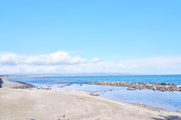 日本海の水平線と雲