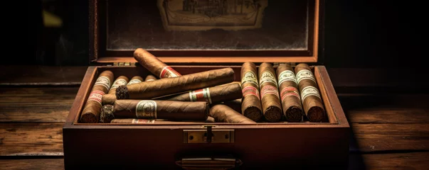 Papier Peint photo Lavable Havana Vintage cigars in an open wooden box