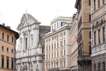Fototapeta na wymiar Corso Vittorio Emanuele Street View with Building Facades in Rome, Italy