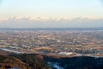 小矢部・稲葉山から眺める立山連峰