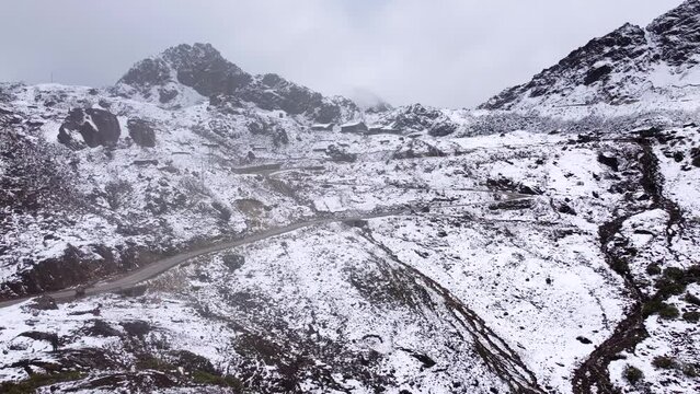 MicrostockTawang road to bumla pass in arunachal pradesh in India.Landscape and snow covered mountains of himalayas of arunachal pradesh.