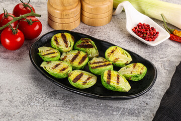 Grilled green brussel sprout cabbage © Andrei Starostin