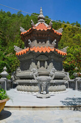 Obraz premium Conveniently located on the town of Nha trang, Long Son Pagoda is one of the most revered Buddhist temples in Central Vietnam.