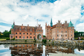 Fototapeta na wymiar Egeskov castle on Funen island in Denmark
