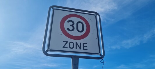 Schild 30 Zone 