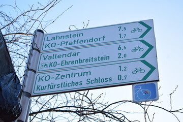 bike rout way sign in Koblenz to the north and east