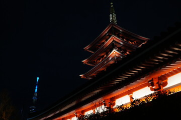 Five-story pagoda of Sensoji or Asakusa Kannon Temple in Asakusa, Tokyo, Japan - 日本 東京...