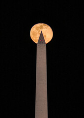 Washington Monument Moon Rise