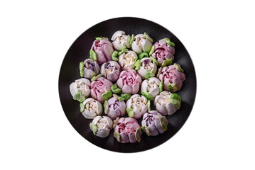 Beautiful tasty marshmallows in the form of tulip buds - 755027378