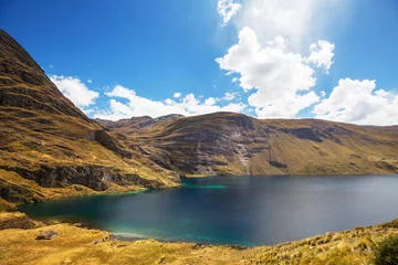 Foto op Aluminium Lake in Cordillera © Galyna Andrushko