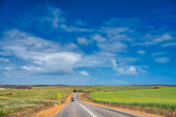 Fototapeta na wymiar Driving across Western Australia roads