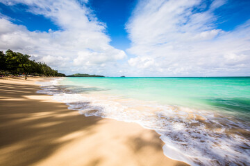Beautiful Hawaiian white sand beaches on a a sunny day