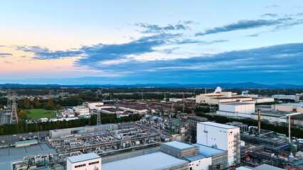 Naklejka premium 工業地帯のドローン空撮