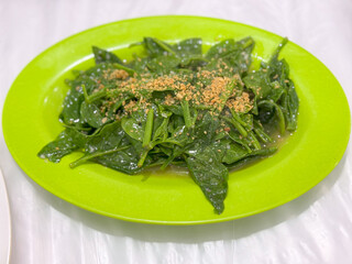 stir fried vegetables with garlic