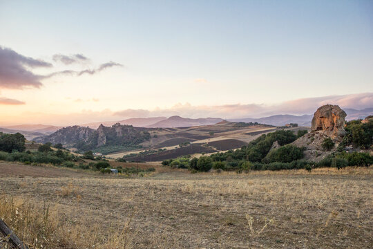 Italy, Sicily, Enna, view over landscape at dusk