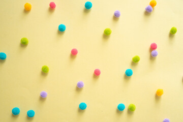 カラフルなポンポン