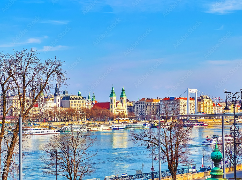 Wall mural Pest architecture, Elisabeth Bridge and Danube, Budapest, Hungary