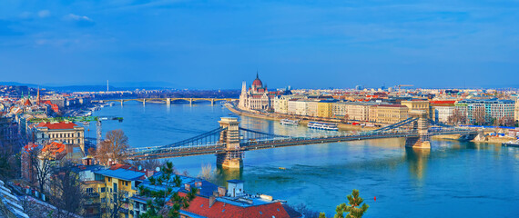 Danube panorama with Chain Bridge and Parliament, Budapest, Hungary