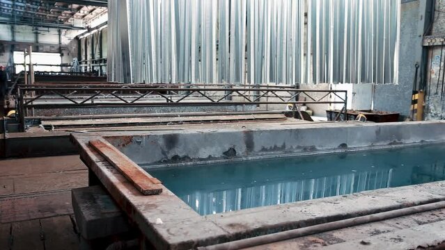 metal galvanizing plant