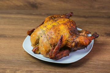 Pollo entero ahumado con especias