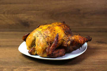 Pollo entero ahumado con especias