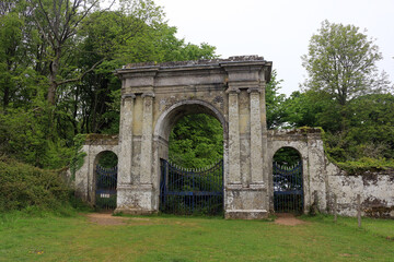 Fototapeta na wymiar Freemantle Gate, on the Isle of Wight
