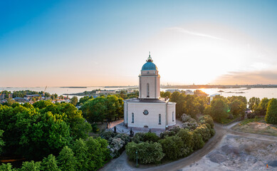 Naklejka premium Lighthouse church on the island of Suomenlinna