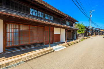 富山県　高岡市　吉久の町並み