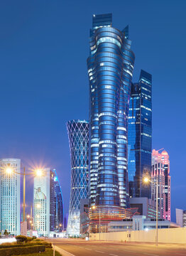 Wolkenkratzer, Majlis Al Taawon Street, West Bay, Diplomatic Area, Doha, Katar