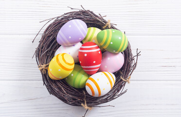 Easter eggs in basket - 755891997