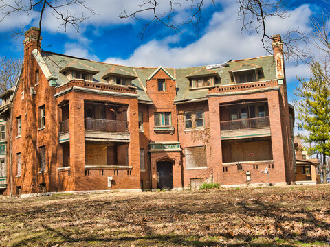 VAN DEMAN apartment's a Jacobethan style building near downtown Dayton Ohio USA 2024