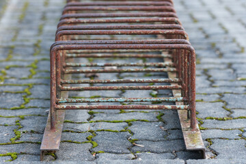 alter Fahrradständer aus Metall