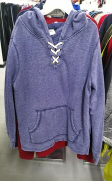 Sueter celeste caliente abrigado a la moda